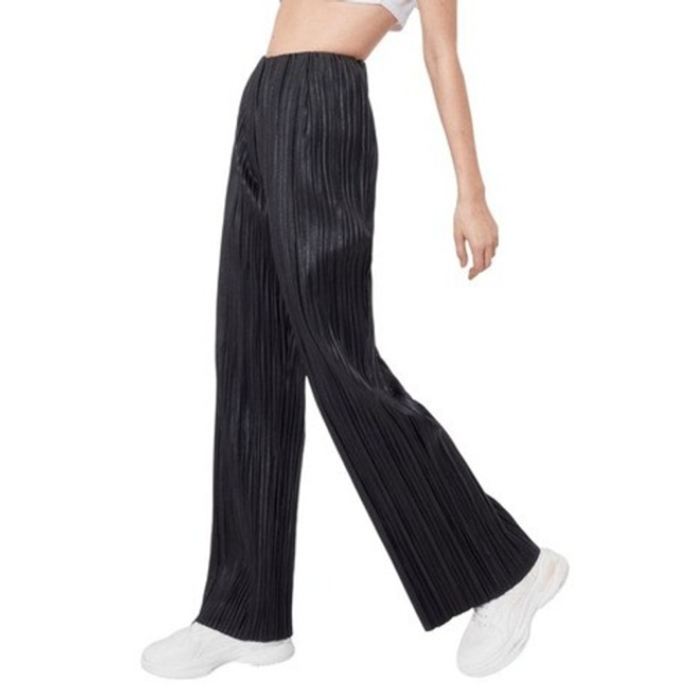 J1 Nasty Gal Plisse Trouser 4 Black PU Faux Leather Wide Leg Pleated Pants NWT